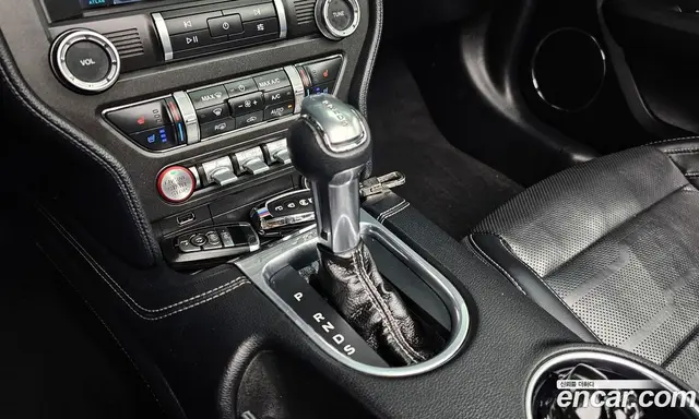 Ford Mustang 2021 2.3 автомат (гидро), миниатюра 9