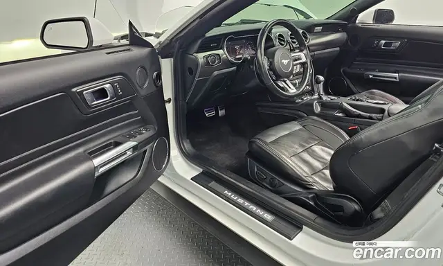 Ford Mustang 2021 2.3 автомат (гидро), миниатюра 10