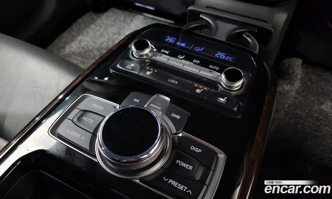 Genesis EQ900 2016 3.8 автомат (гидро), фото 18