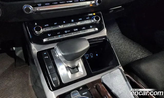 Genesis EQ900 2016 3.8 автомат (гидро), миниатюра 9