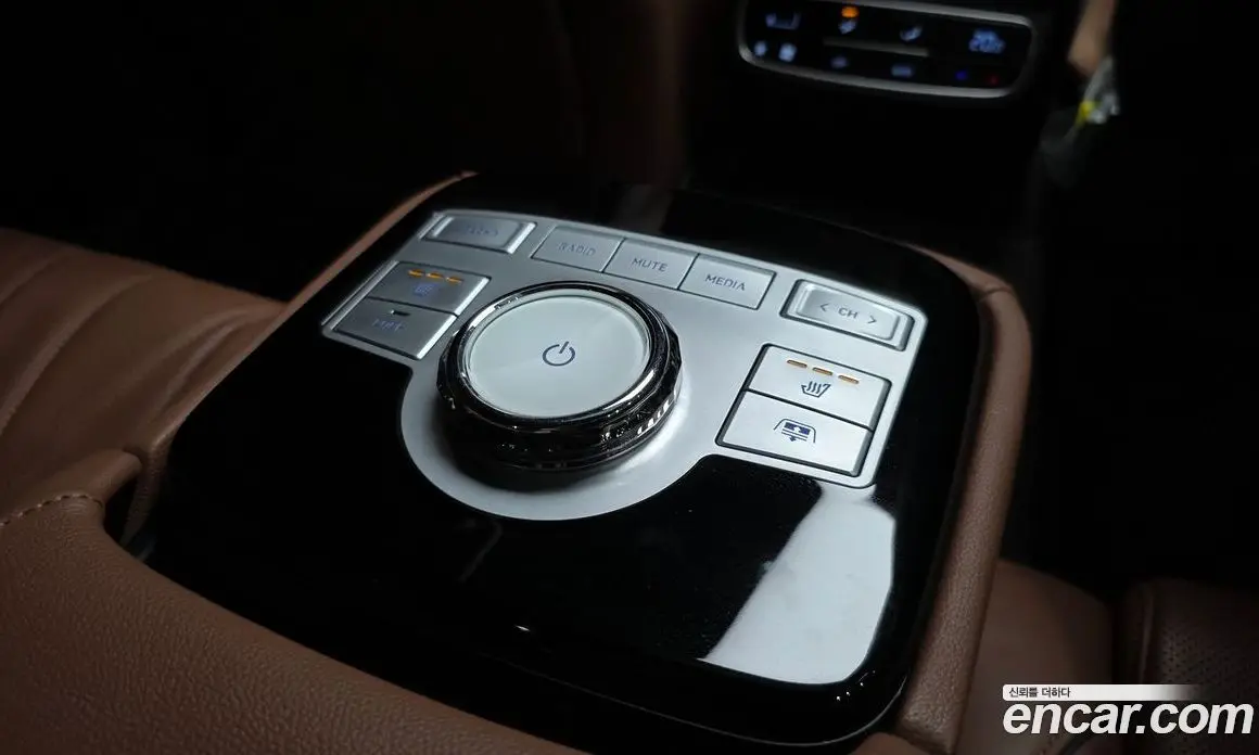 Genesis G80 2023 2.5 автомат (гидро), фото 19