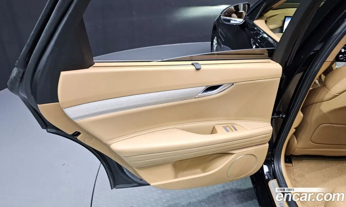 Genesis G80 2024 2.5 автомат (гидро), фото 14