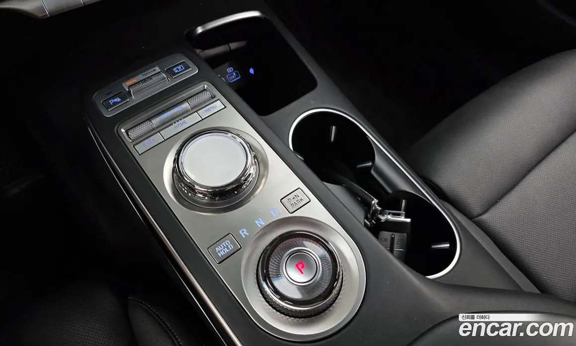 Genesis GV70 2021 2.5 автомат (гидро), фото 12