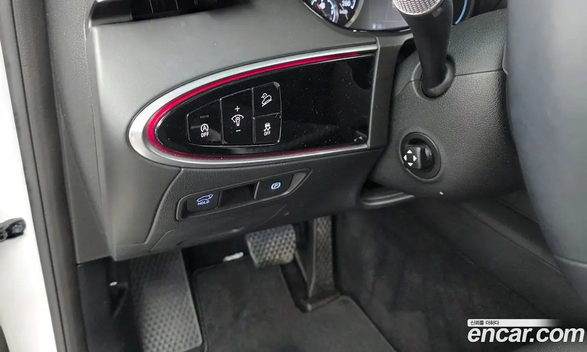 Genesis GV70 2021 2.5 автомат (гидро), фото 24