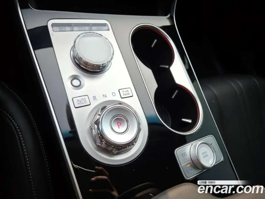 Genesis GV80 2026 2.5 автомат (гидро), фото 9