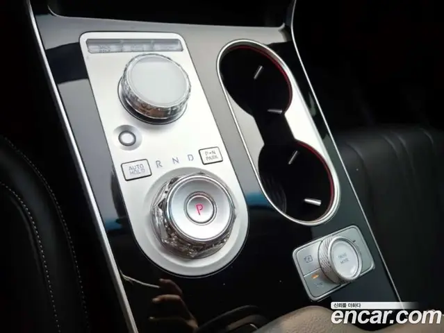 Genesis GV80 2026 2.5 автомат (гидро), миниатюра 9