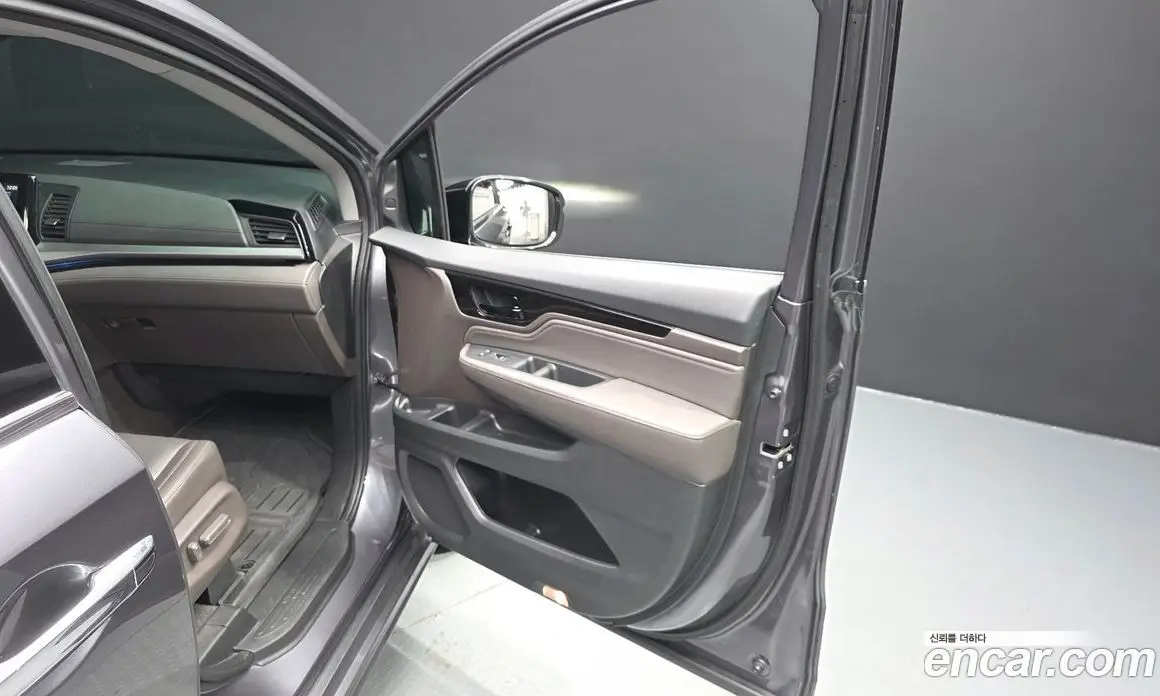 Honda Odyssey 2017 3.5 автомат (гидро), фото 14