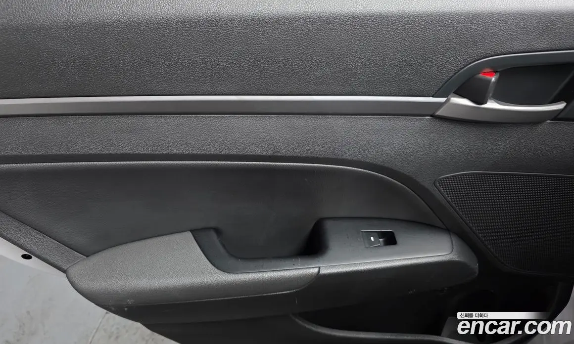 Hyundai Avante 2017 1.6 автомат (гидро), фото 15