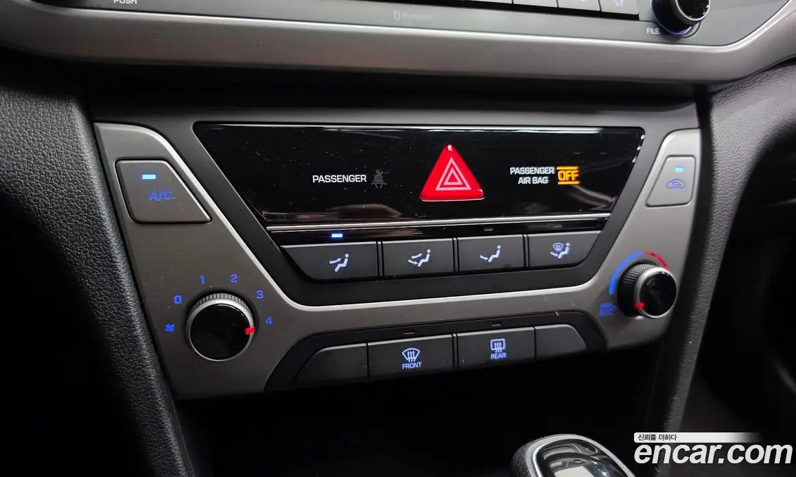Hyundai Avante 2017 1.6 автомат (гидро), фото 26