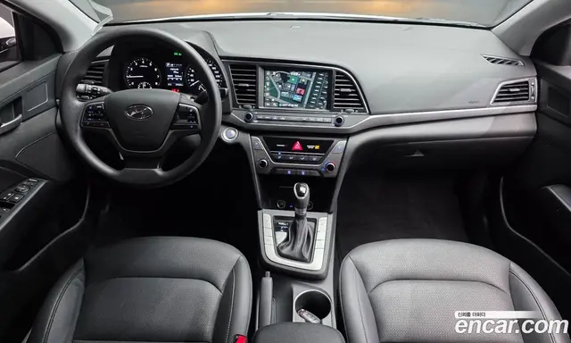 Hyundai Avante 2017 1.6 автомат (гидро), миниатюра 10