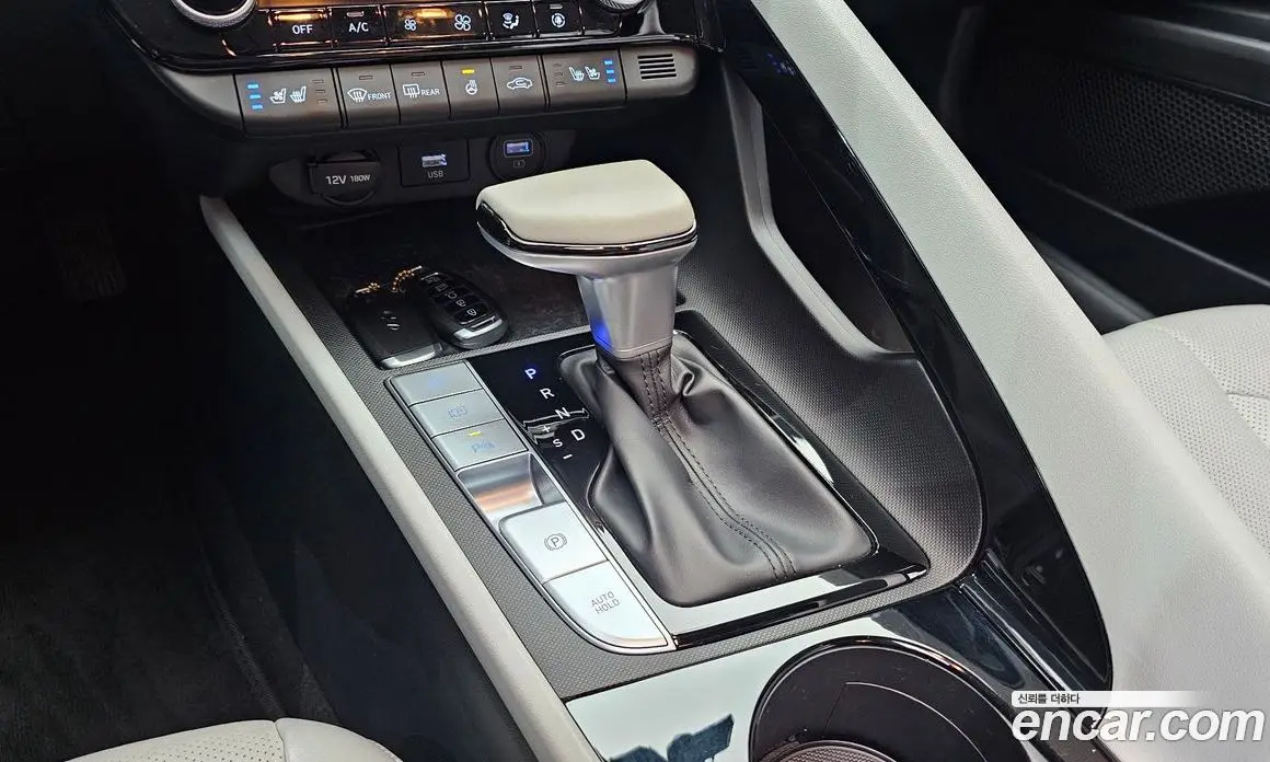 Hyundai Avante 2020 1.6 автомат (гидро), фото 12