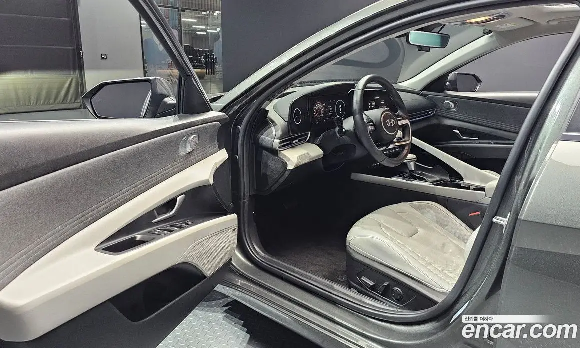Hyundai Avante 2020 1.6 автомат (гидро), фото 13
