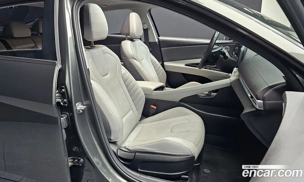 Hyundai Avante 2020 1.6 автомат (гидро), фото 16