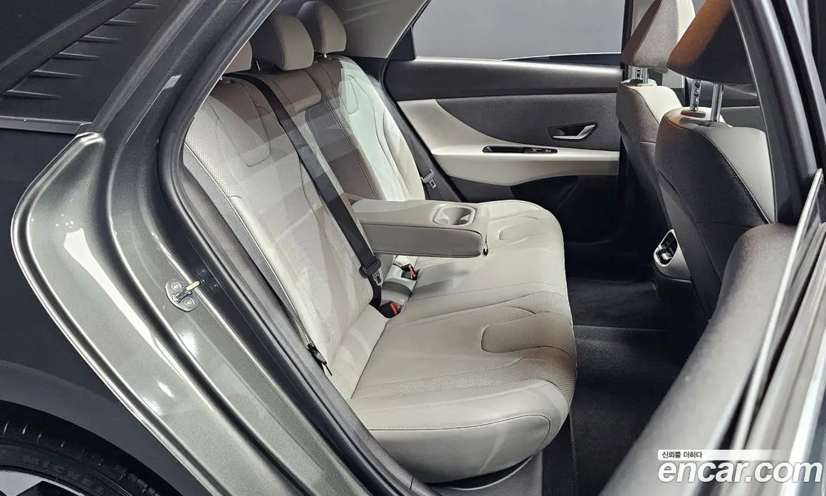 Hyundai Avante 2020 1.6 автомат (гидро), фото 17