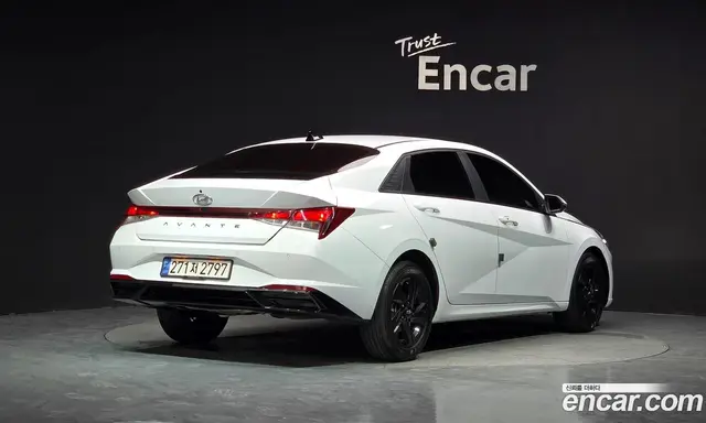 Hyundai Avante 2022 1.6 автомат (гидро), миниатюра 2