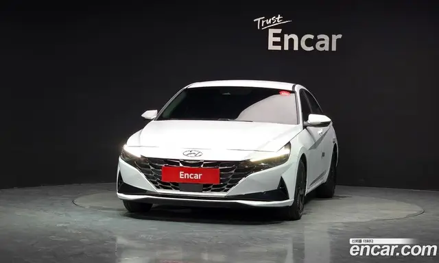 Hyundai Avante 2022 1.6 автомат (гидро), миниатюра 3