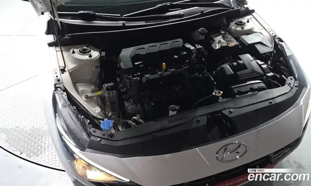 Hyundai Avante 2022 1.6 автомат (гидро), миниатюра 6