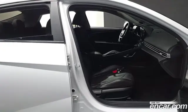 Hyundai Avante 2022 1.6 автомат (гидро), миниатюра 10