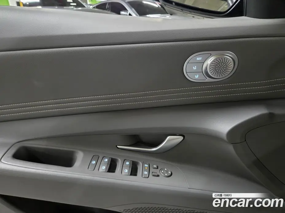 Hyundai Avante 2024 1.6 автомат (гидро), фото 17
