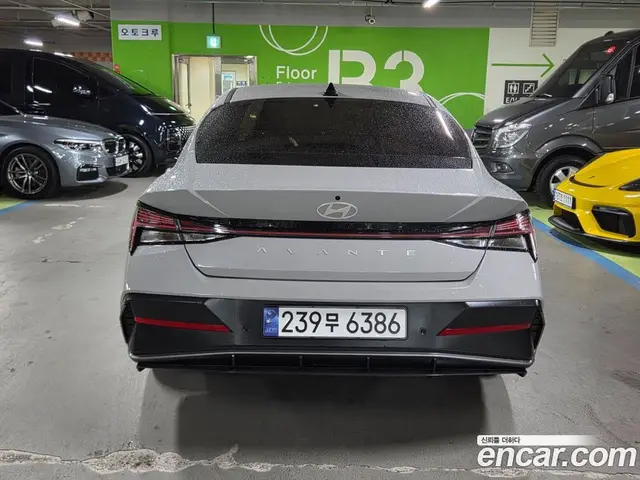 Hyundai Avante 2024 1.6 автомат (гидро), миниатюра 4