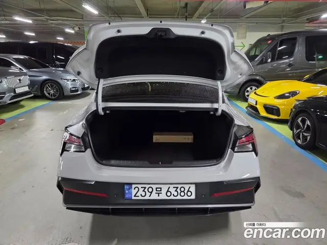 Hyundai Avante 2024 1.6 автомат (гидро), миниатюра 5
