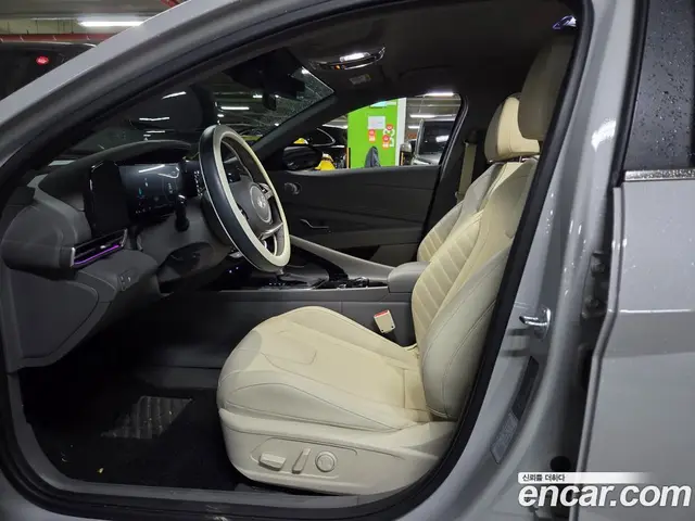 Hyundai Avante 2024 1.6 автомат (гидро), миниатюра 10