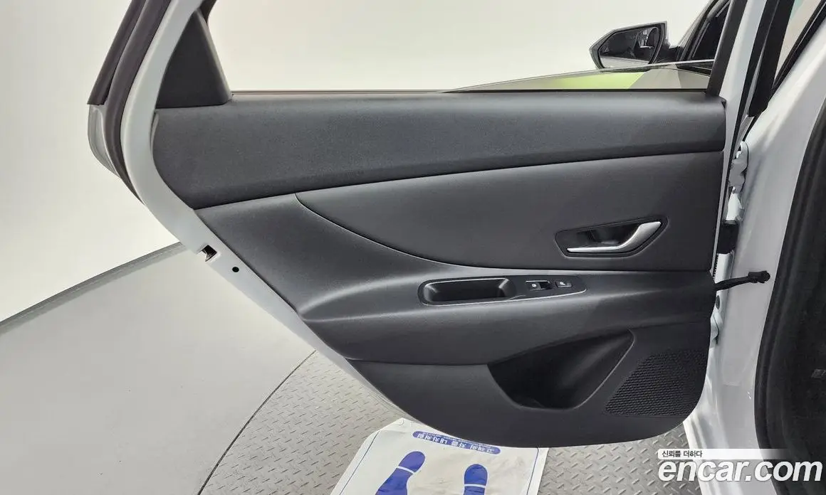 Hyundai Avante 2025 1.6 автомат (гидро), фото 15