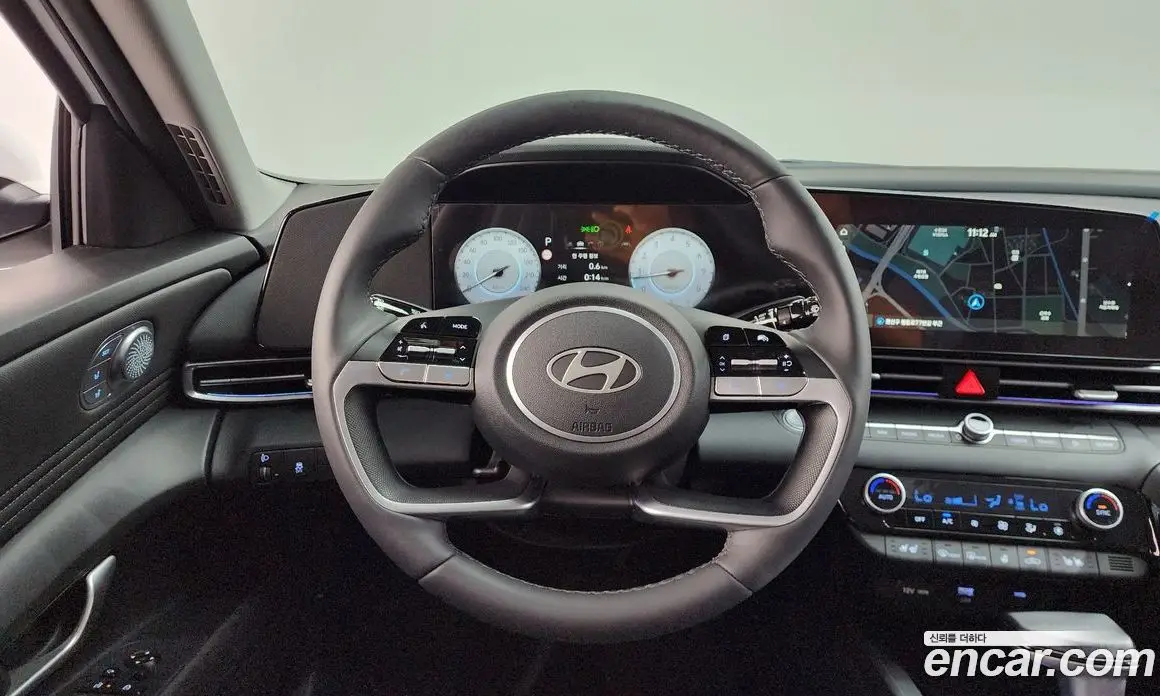 Hyundai Avante 2025 1.6 автомат (гидро), фото 18