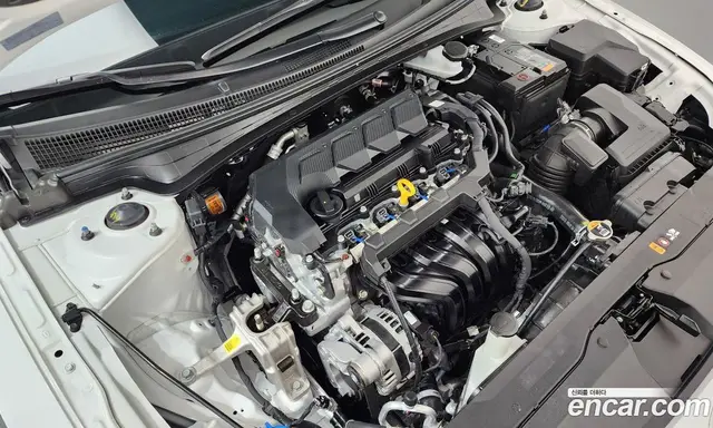 Hyundai Avante 2025 1.6 автомат (гидро), миниатюра 6