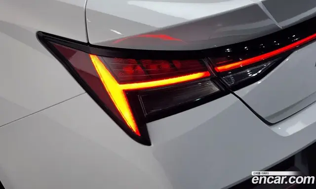 Hyundai Avante 2025 1.6 автомат (гидро), миниатюра 9