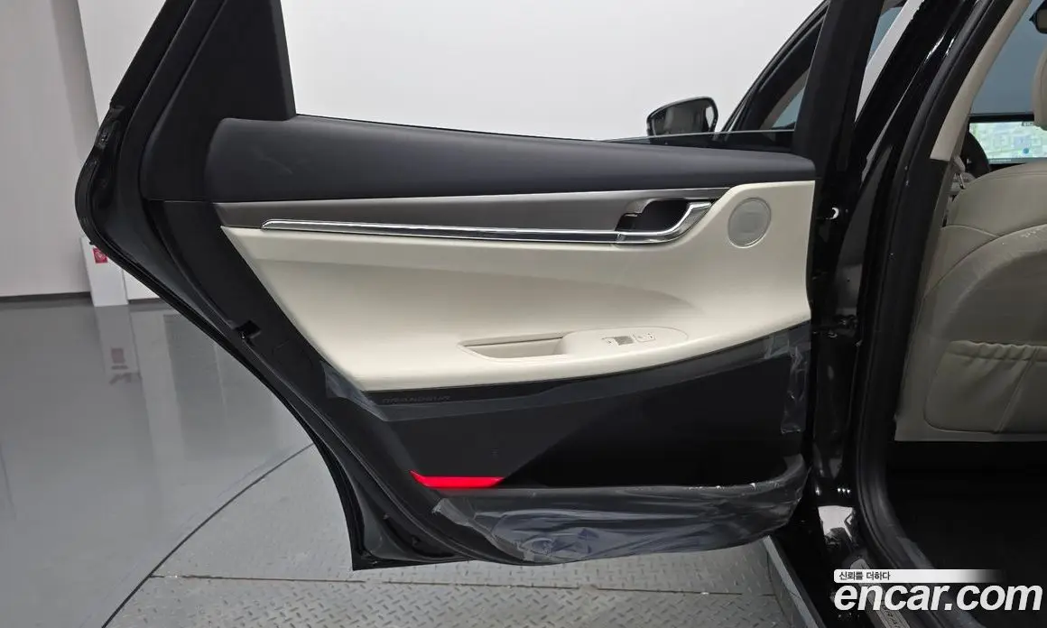 Hyundai Grandeur 2021 2.5 автомат (гидро), фото 14