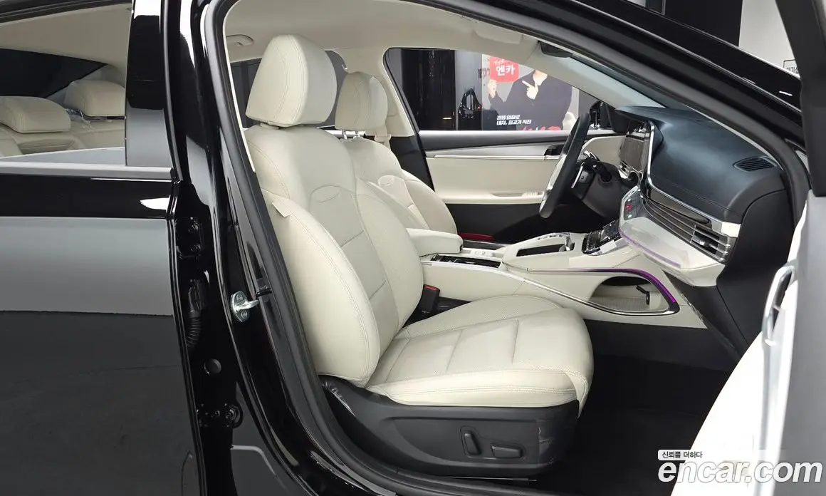 Hyundai Grandeur 2021 2.5 автомат (гидро), фото 16