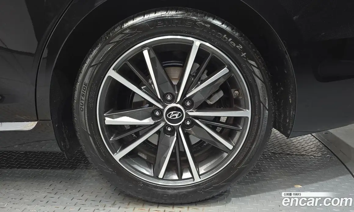 Hyundai Grandeur 2021 2.5 автомат (гидро), фото 6