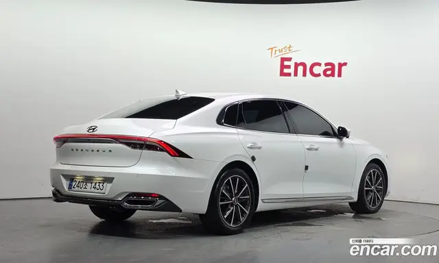 Hyundai Grandeur 2022 2.5 автомат (гидро), миниатюра 2