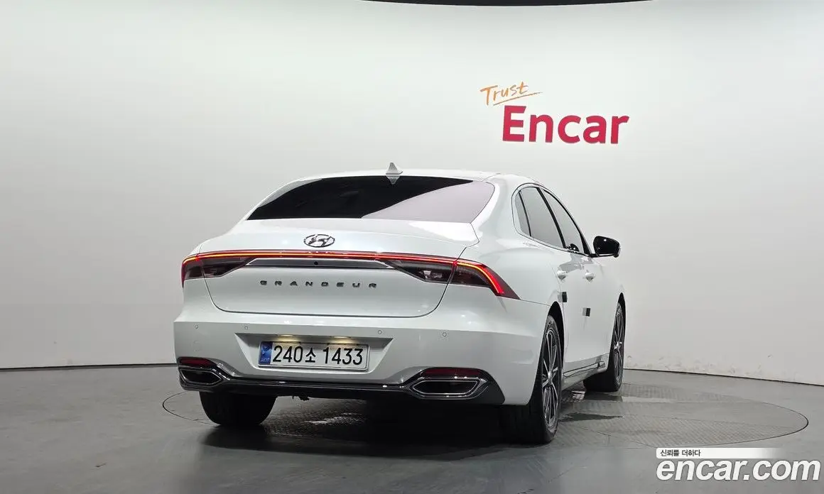 Hyundai Grandeur 2022 2.5 автомат (гидро), фото 4
