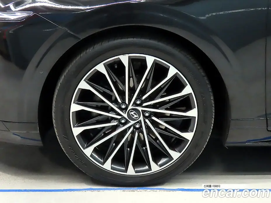 Hyundai Grandeur 2023 2.5 автомат (гидро), фото 5 Hyundai Grandeur 2023 2.5 автомат (гидро), фото 5