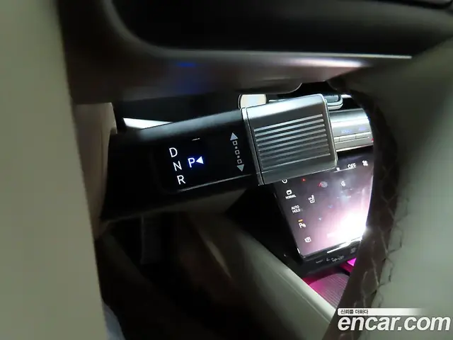 Hyundai Grandeur 2023 2.5 автомат (гидро), миниатюра 9 Hyundai Grandeur 2023 2.5 автомат (гидро), миниатюра 9