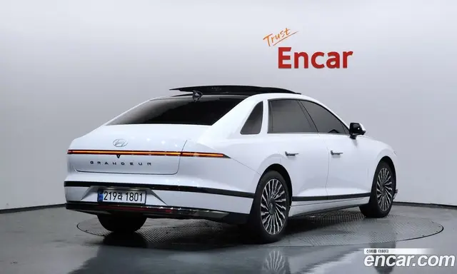 Hyundai Grandeur 2023 1.6 автомат (гидро), миниатюра 2