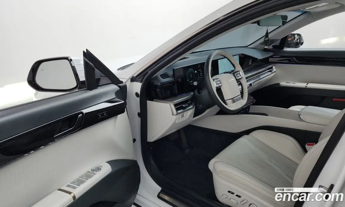 Hyundai Grandeur 2023 1.6 автомат (гидро), фото 13