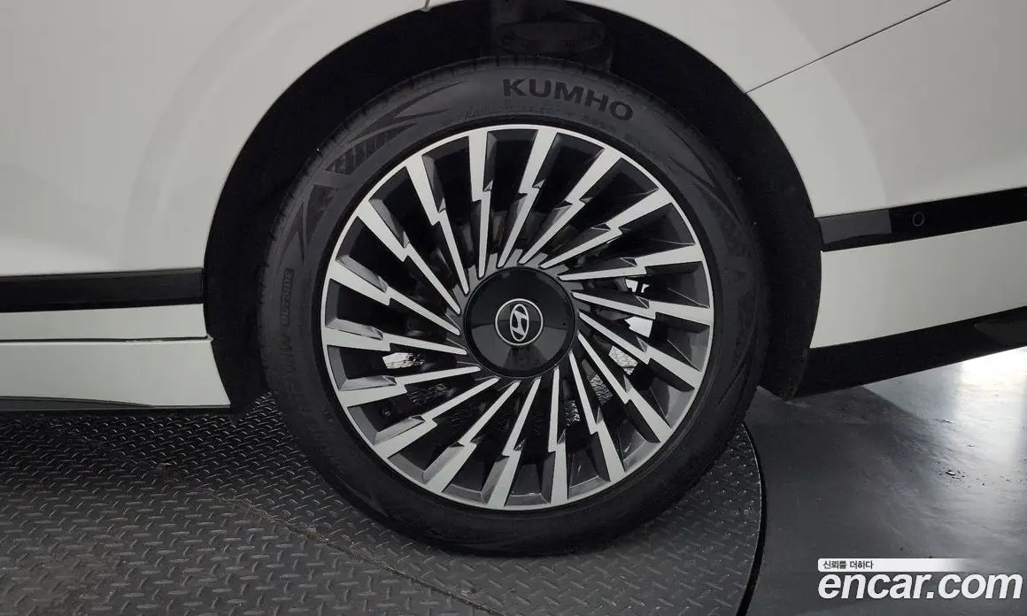 Hyundai Grandeur 2023 1.6 автомат (гидро), фото 7