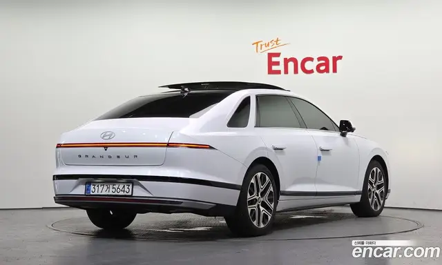 Hyundai Grandeur 2024 1.6 автомат (гидро), миниатюра 2