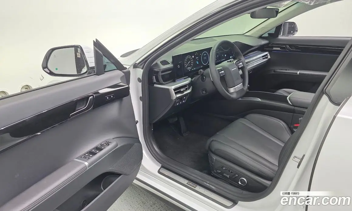 Hyundai Grandeur 2024 1.6 автомат (гидро), фото 12