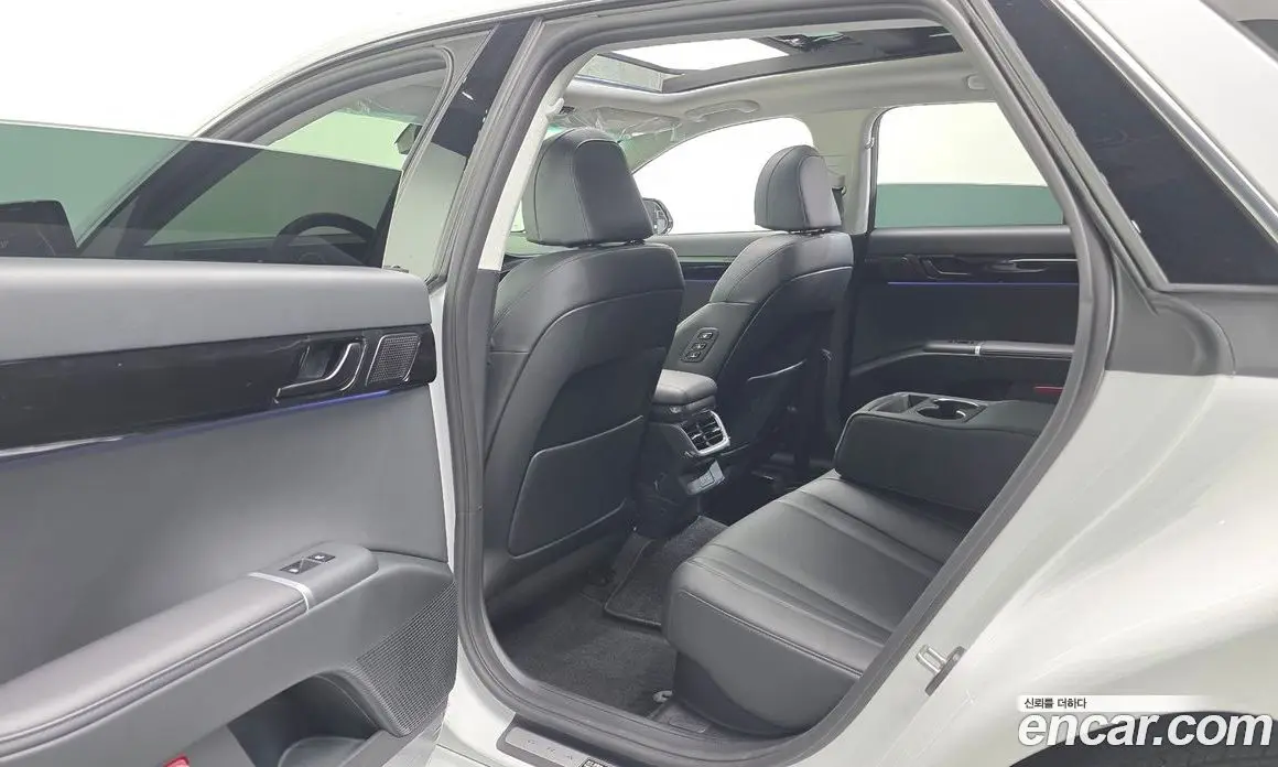 Hyundai Grandeur 2024 1.6 автомат (гидро), фото 17