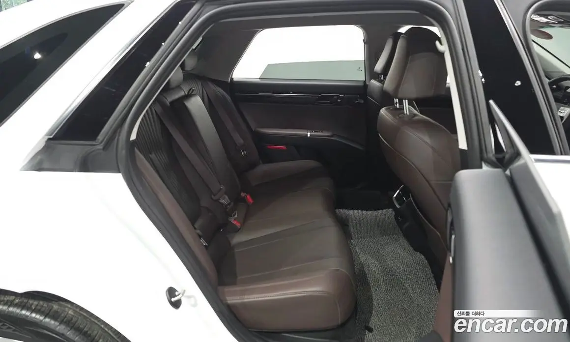 Hyundai Grandeur 2025 2.5 автомат (гидро), фото 17