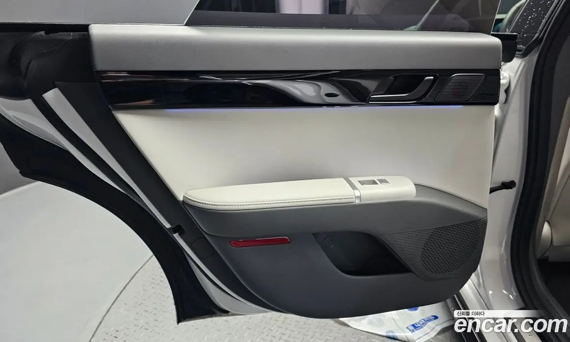 Hyundai Grandeur 2025 1.6 автомат (гидро), фото 14