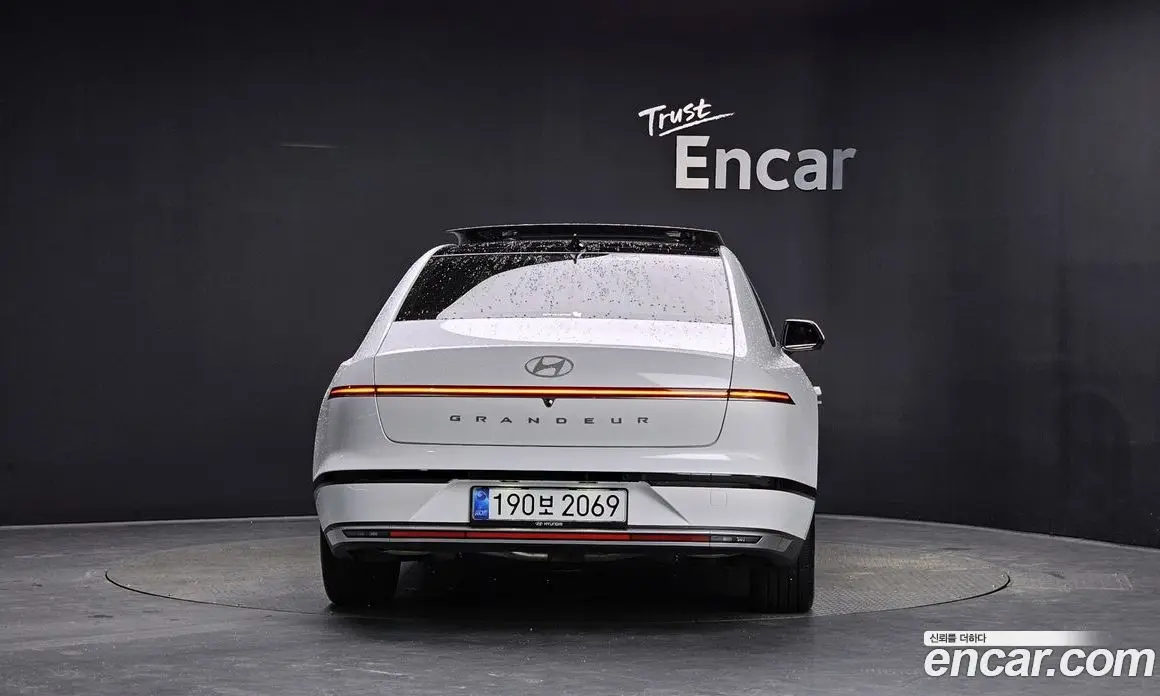 Hyundai Grandeur 2025 1.6 автомат (гидро), фото 3