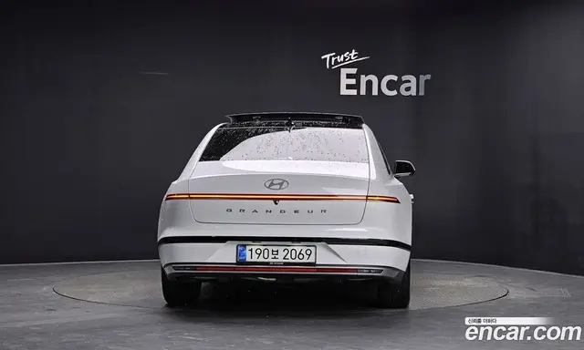 Hyundai Grandeur 2025 1.6 автомат (гидро), миниатюра 3