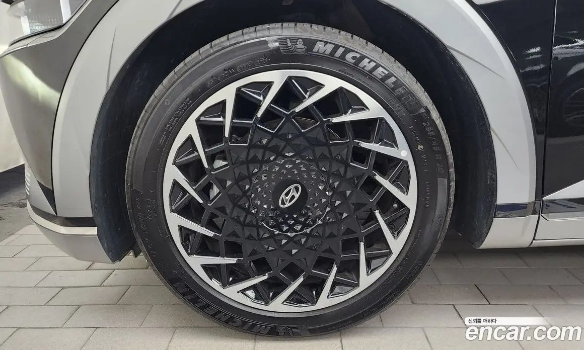 Hyundai Ioniq 5 2024 0.1 автомат (гидро), фото 5