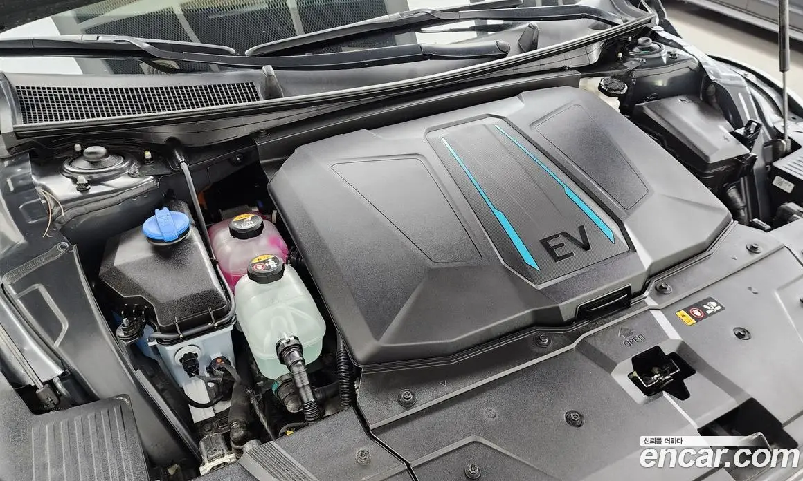 Hyundai Ioniq 5 2024 0.1 автомат (гидро), фото 6