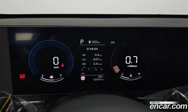 Hyundai Kona 2023 1.6 автомат (гидро), миниатюра 8